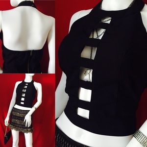 Beautiful Black top zipper in the back size L💖