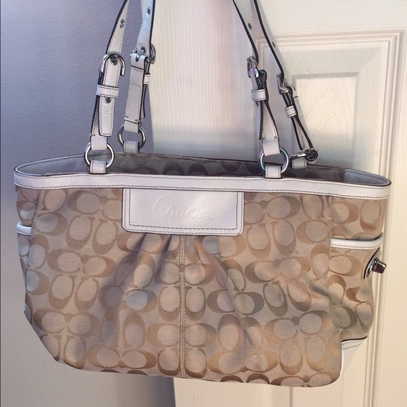 Authentic coach bag in good condition