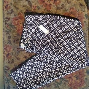 Black and white flower print old navy