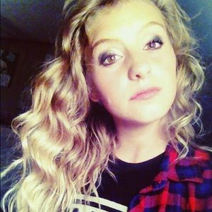 Meet your Posher, Ashli