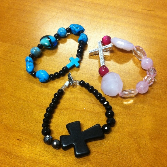 Jewelry - Picture 4 of 4