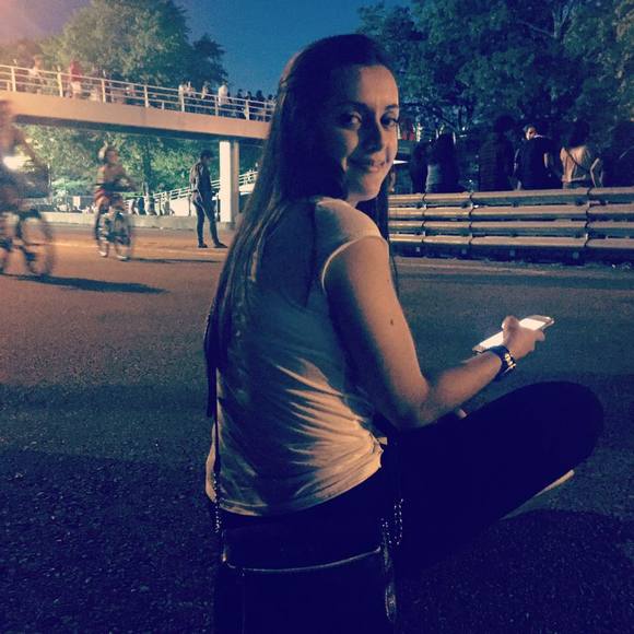 Meet your Posher, Adriana