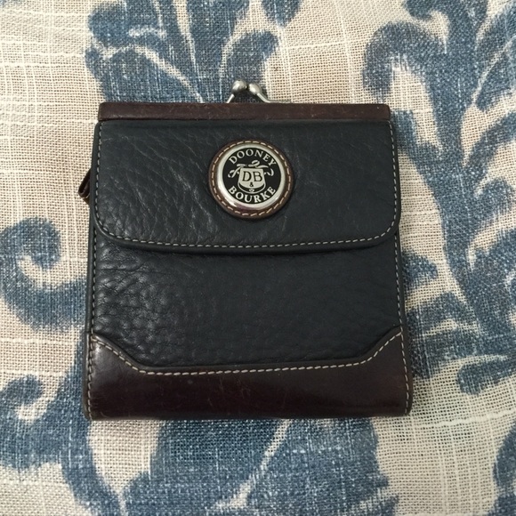 Dooney and Bourke wallet