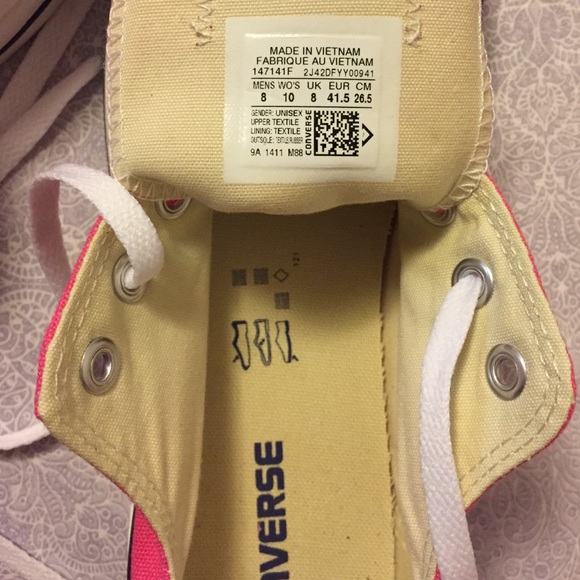 🚫SOLD🚫 Neon Pink Converse Chuck Taylor All Star - Picture 4 of 4