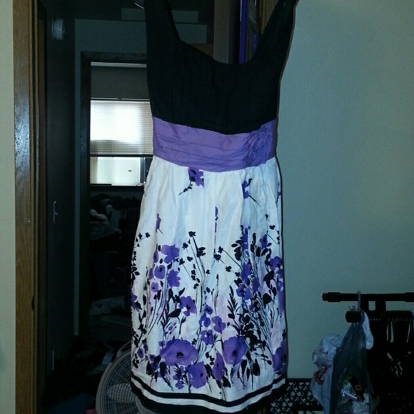 Beautiful dress with straps