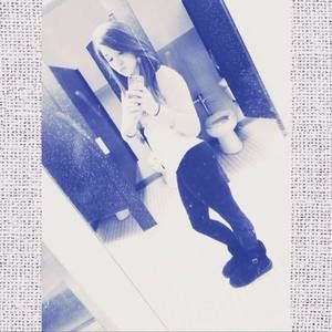 Meet your Posher, Katelynn