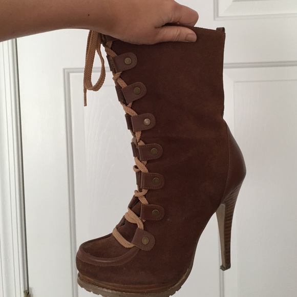 charles david lace up boots