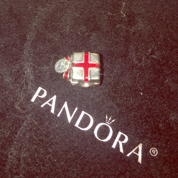 Pandora bead