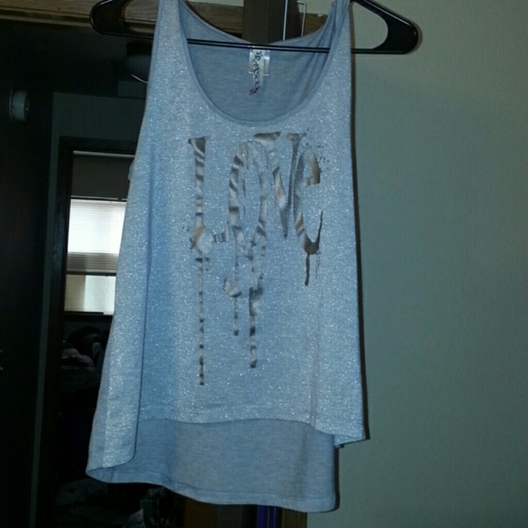 Flowy sparkley love shirt ♡