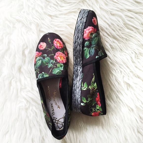 Vivienne Westwood Shoes - ✨HP✨ Vivienne Westwood floral satin platform flats
