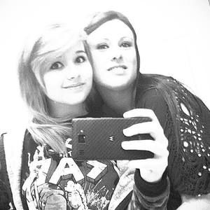 Meet your Posher, Monica