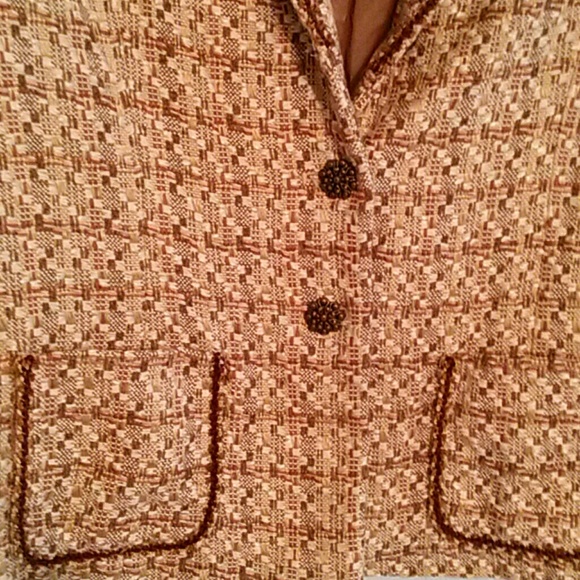 Jacket - Picture 3 of 4