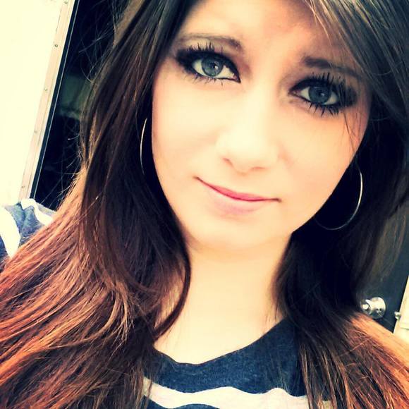 Meet your Posher, Brittiany - Picture 1 of 1