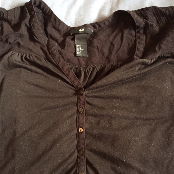 H&M button down tee - Picture 2 of 2