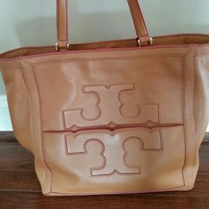 Authentic Tory Burch jessica square tote