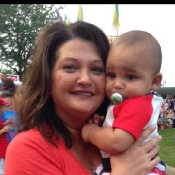 Meet your Posher, Essie