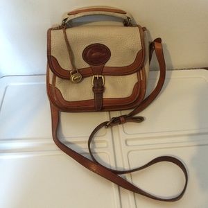 Vintage Dooney and Bourke Crossbody purse