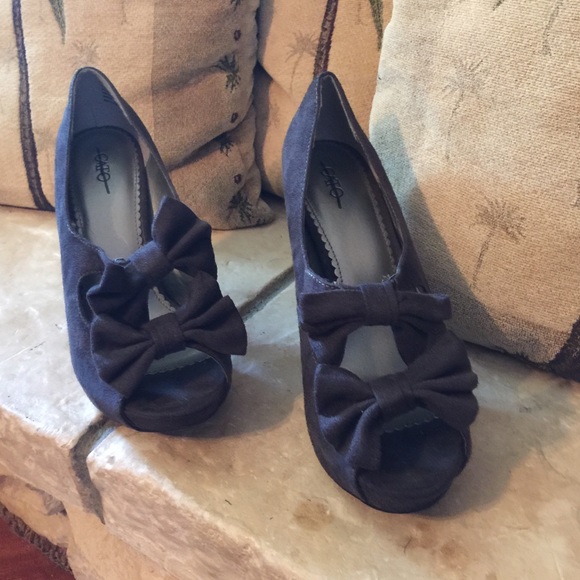 Cato Gray Heels, Size 8