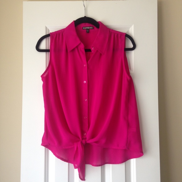 Express sleeveless button down