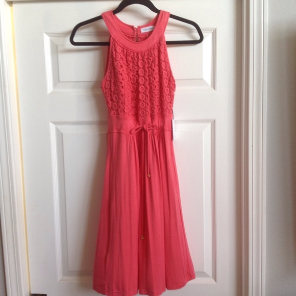 Beautiful and classy dress!