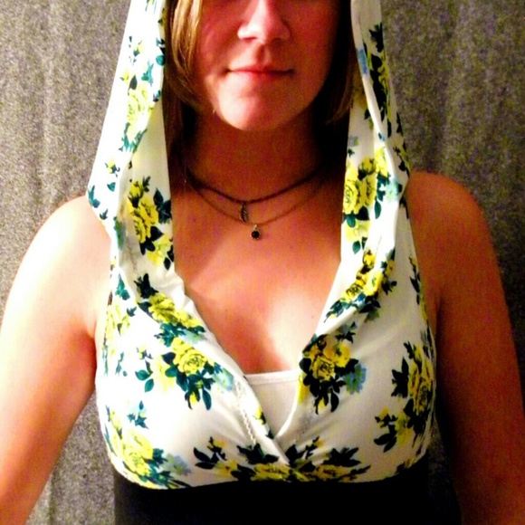 Green & Yellow floral knit crop top hoodie