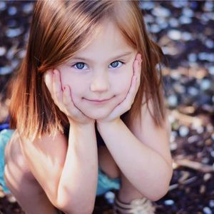 Meet your Posher, Candace