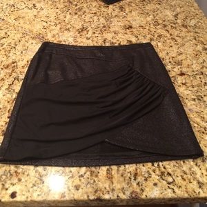 Bebe skirt sz M