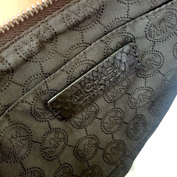 Michael Kors Rhea Zip Clutch in Patent Python - Picture 3 of 3
