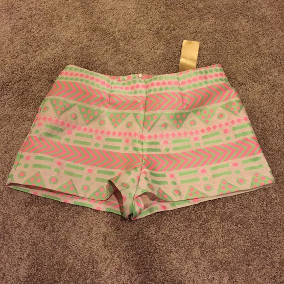 HARPER Women's dressy shorts
