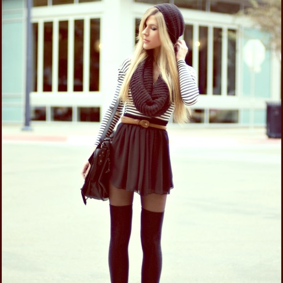 American Apparel Dresses & Skirts - HP💃🏼🌚american apparel short chiffon skirt🌚