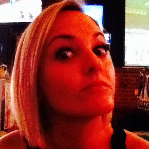 Meet your Posher, Heather - Picture 1 of 1