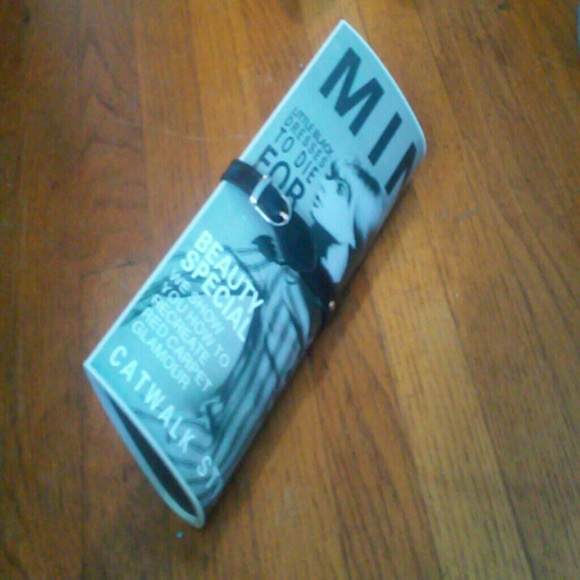 Magazine clutch