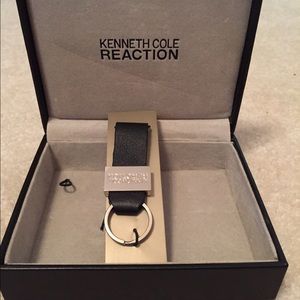Kenneth Cole key chain