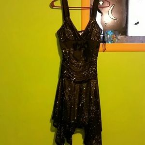 Black sequined party dtess