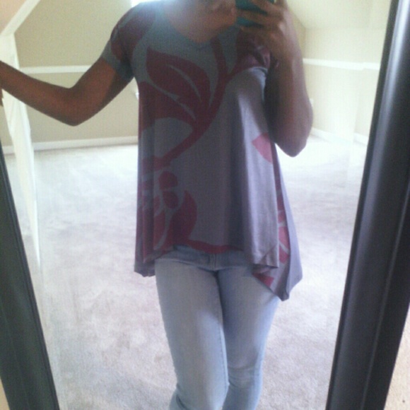 🆕Go Couture Sharkbite Tunic Tee - Picture 2 of 4