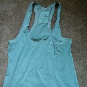 Hollister tank