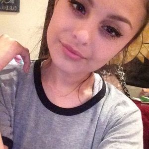 Meet your Posher, Sarah-ariel