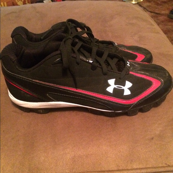Under Armour baseball cleats