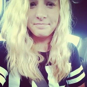 Meet your Posher, Alexandra