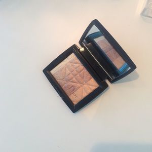 Dior Shimmer Powder in 02 Amber Diamond