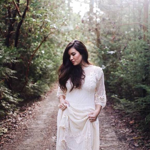 Meet your Posher, Olivia - Picture 1 of 1