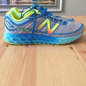 New Balance Fresh Foam Aqua Trainera