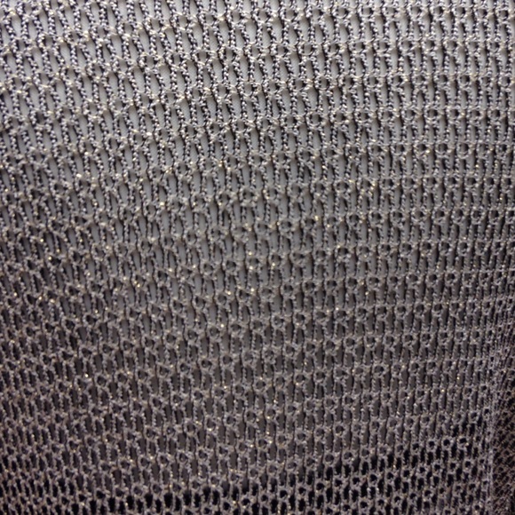 Generation Love top - Picture 3 of 4