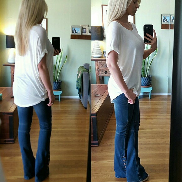 RESERVED Cream Flowy Tee - Picture 2 of 4