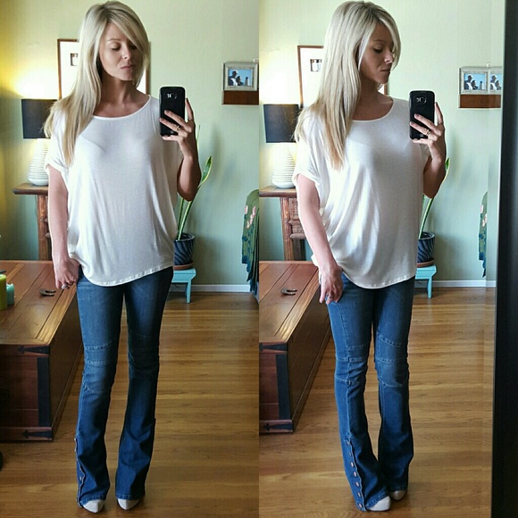 RESERVED Cream Flowy Tee - Picture 3 of 4