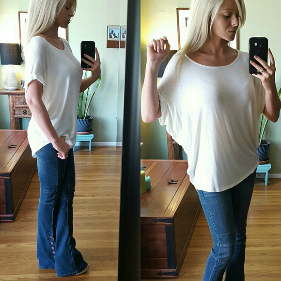 RESERVED Cream Flowy Tee - Picture 4 of 4