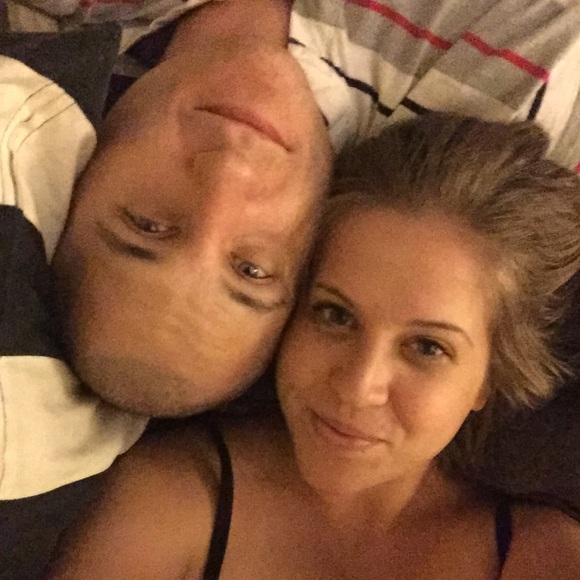 Meet your Posher, Hannah - Picture 3 of 4