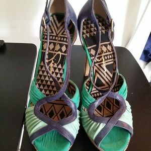 Jessica Simpson teal and blue strappy heels