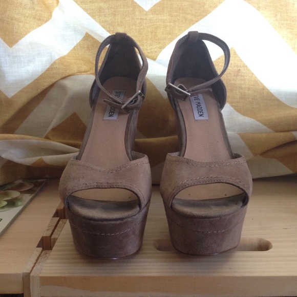 Steve Madden platform wedges
