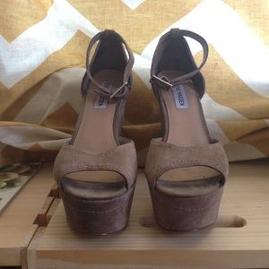 Steve Madden platform wedges